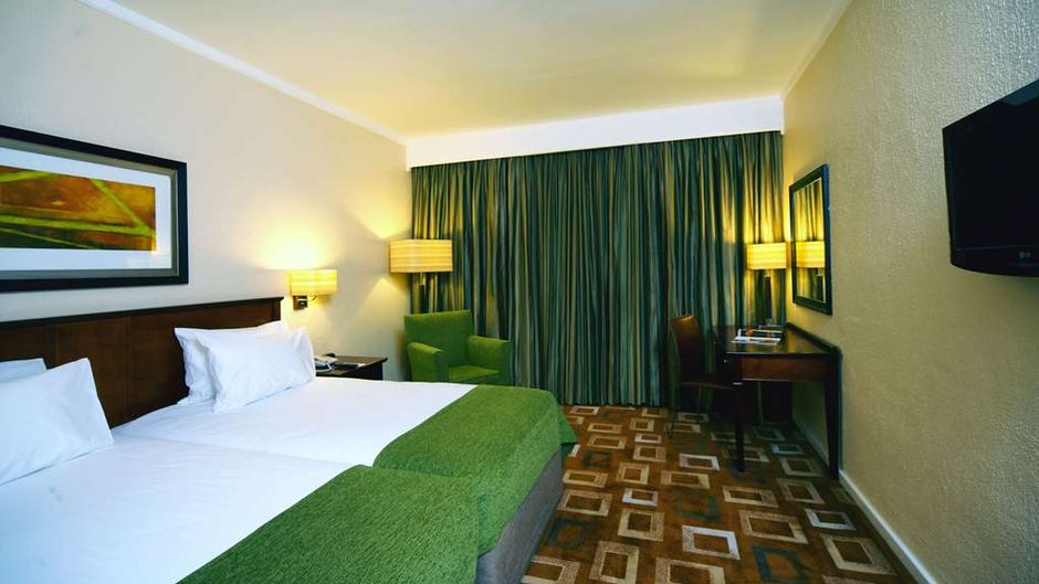Garden Court O.R. Tambo Int'l Airport Room