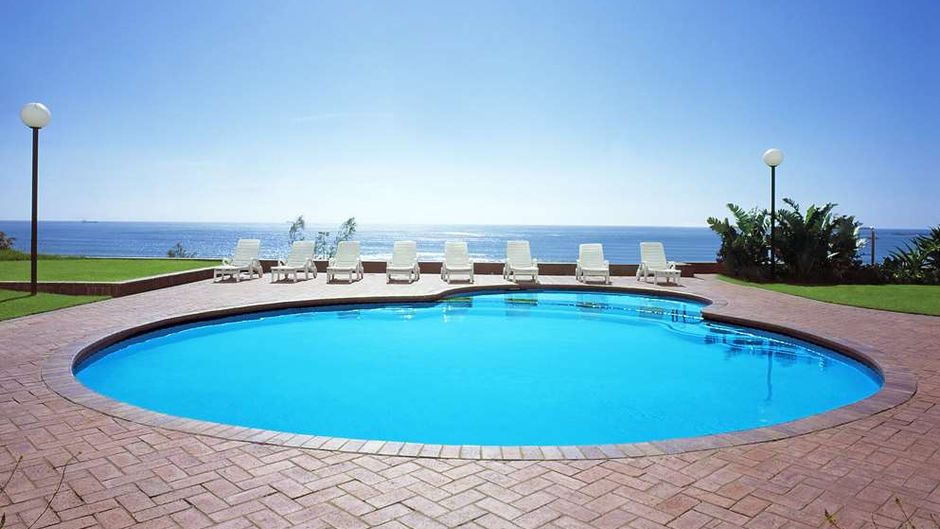 Garden Court South Beach Pool