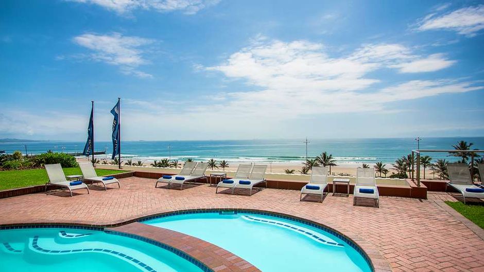 Garden Court South Beach Pool