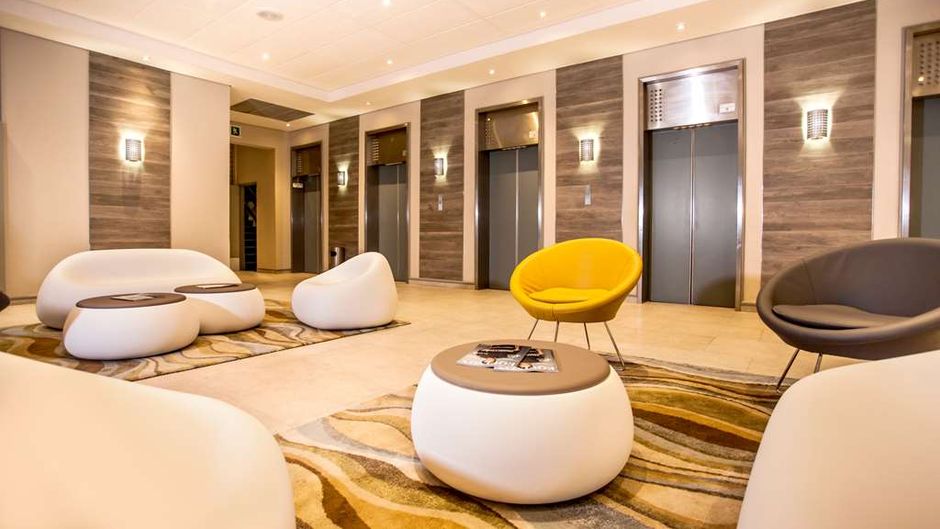 Garden Court South Beach Lobby