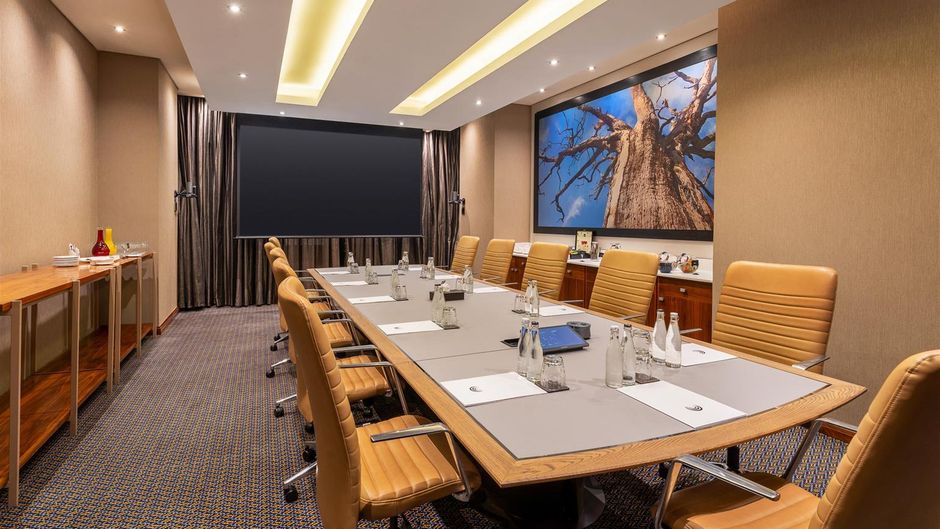 Sandton Sun and Towers Meeting