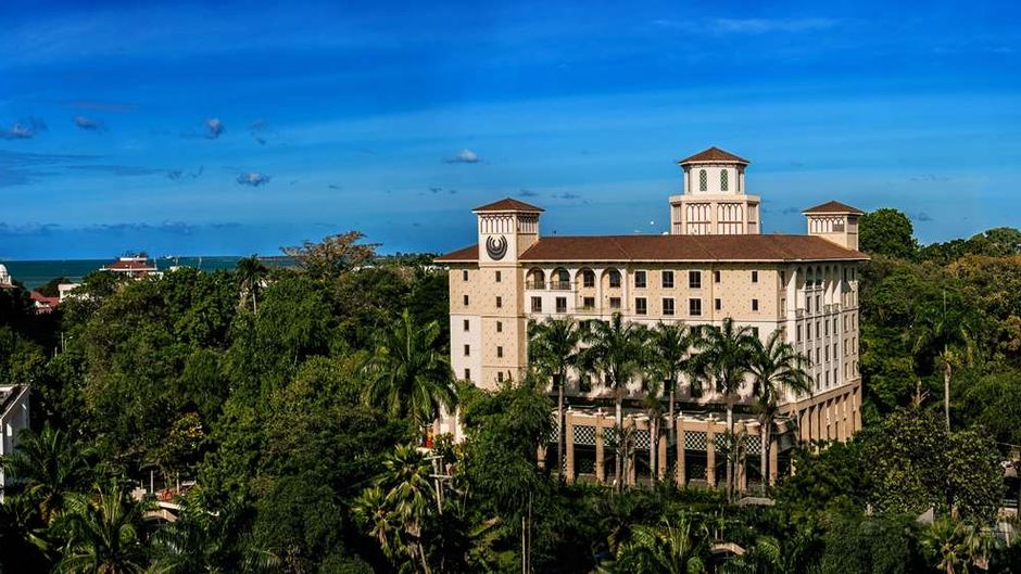 Southern Sun Dar es Salaam Exterior