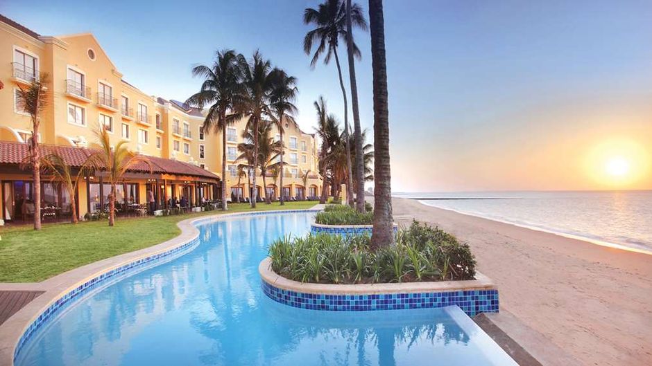 Southern Sun Maputo Pool