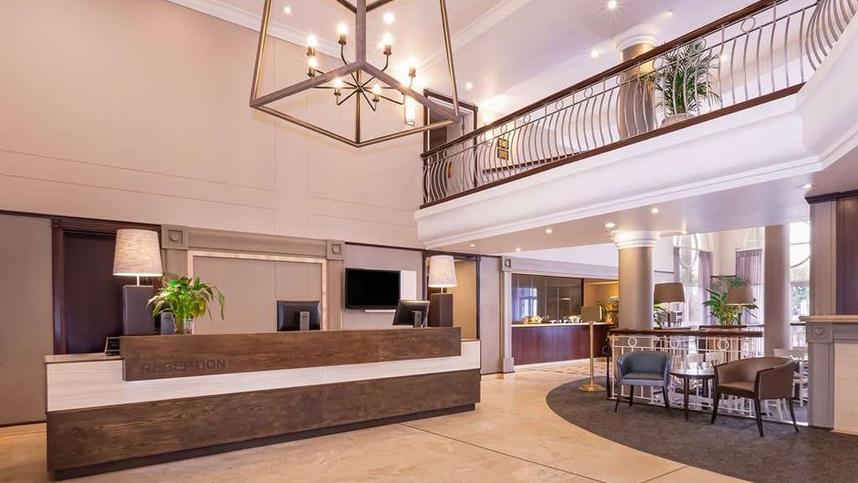 StayEasy Century City Lobby