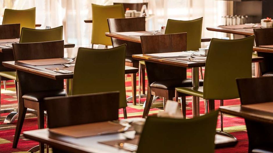 StayEasy Eastgate Restaurant