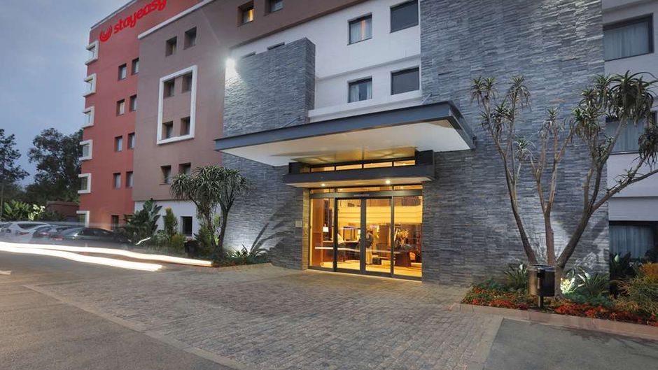 StayEasy Rustenburg Exterior
