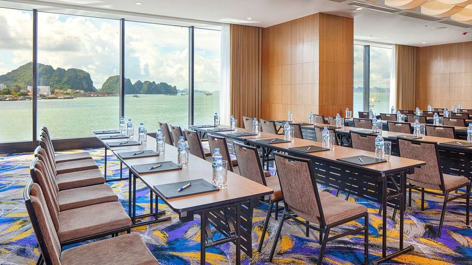 Wyndham Legend Halong Hotel Meeting
