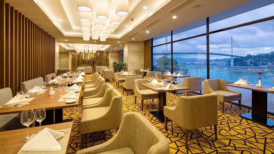 Wyndham Legend Halong Hotel Restaurant