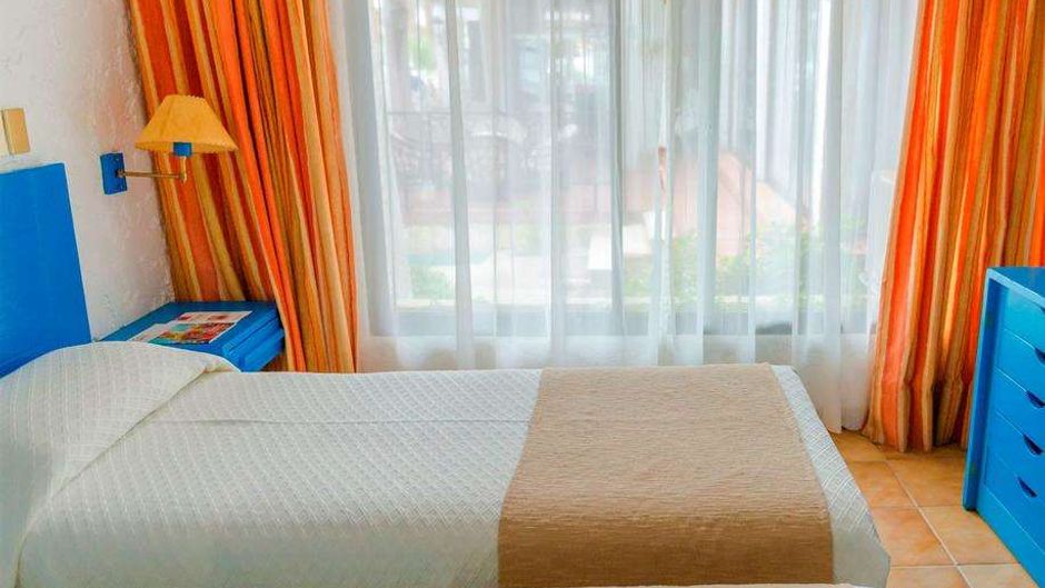 Panamericana Hotel Arica Room