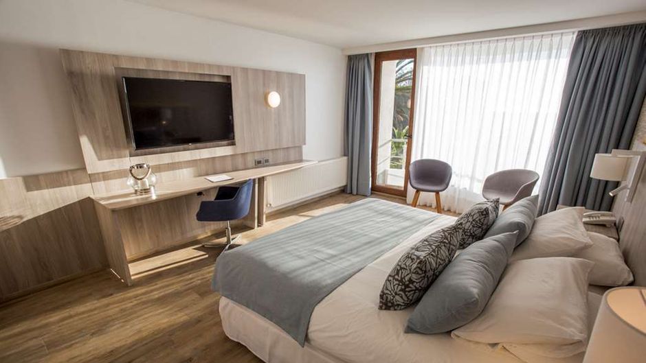 Panamericana Hotel Quintero Room