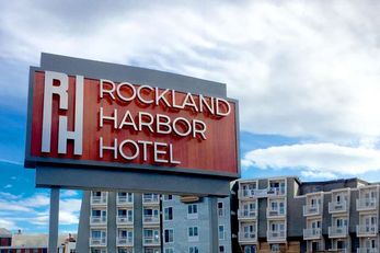 Rockland Harbor Hotel