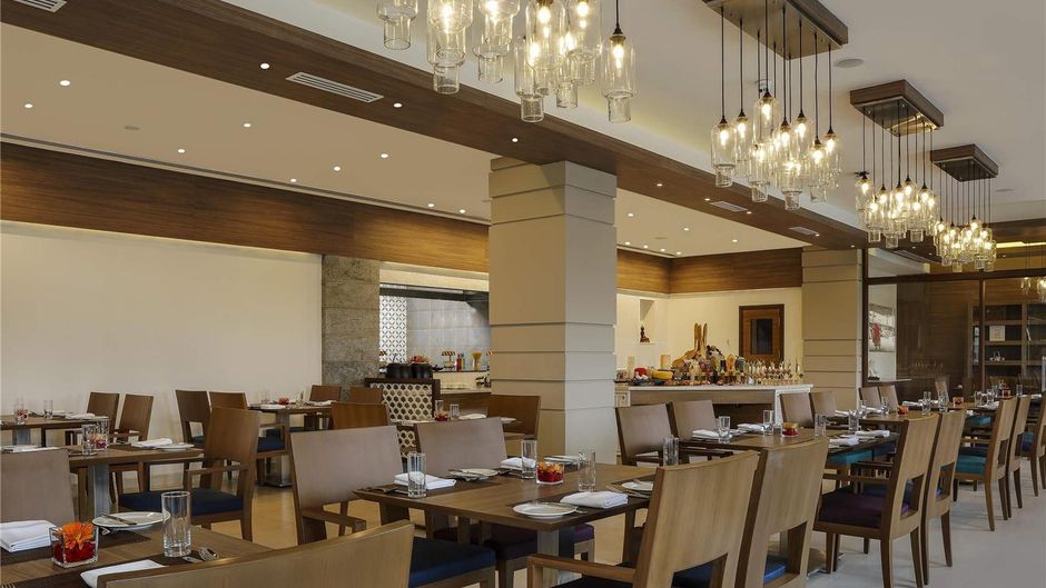 Mercure Chennai Sriperumbudur Restaurant