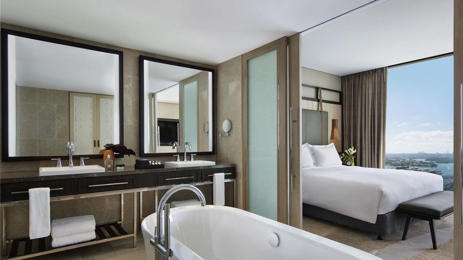 Sofitel Sydney Darling Harbour Suite