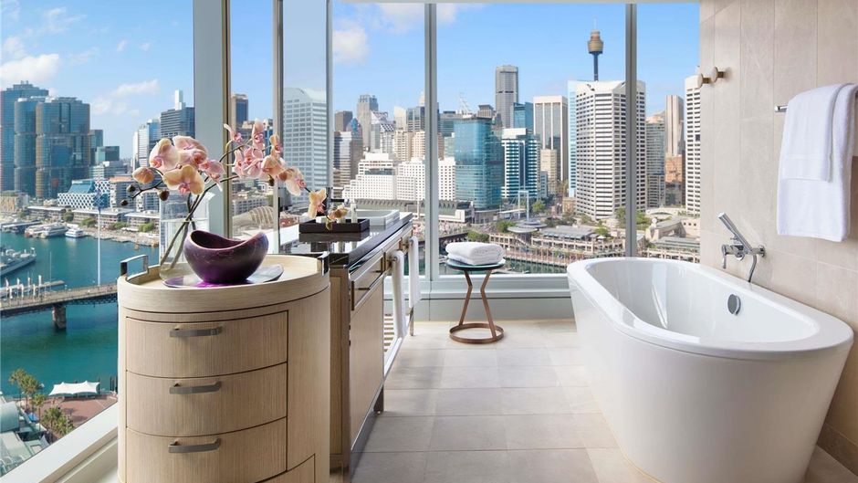 Sofitel Sydney Darling Harbour Exterior