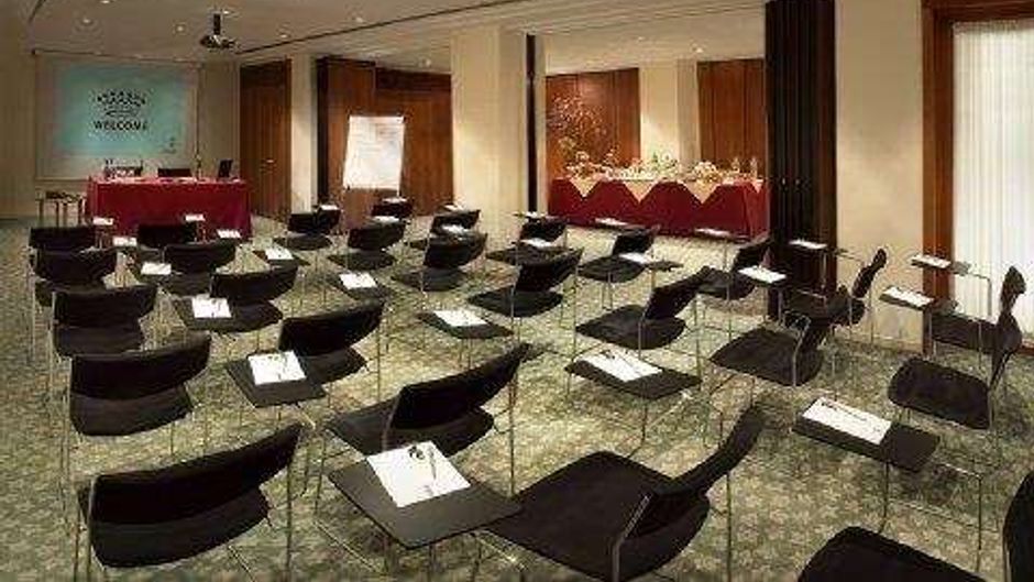 Cavour Hotel Meeting
