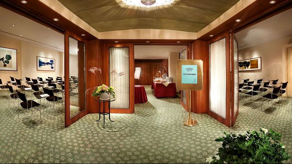 Cavour Hotel Meeting