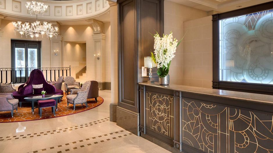 Hotel Chateau Frontenac Lobby
