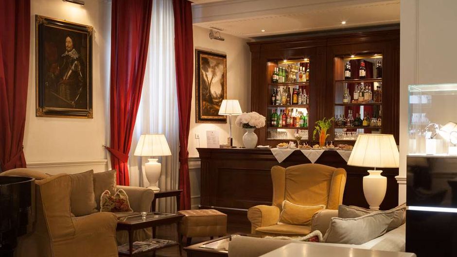 Hotel Executive Restaurant