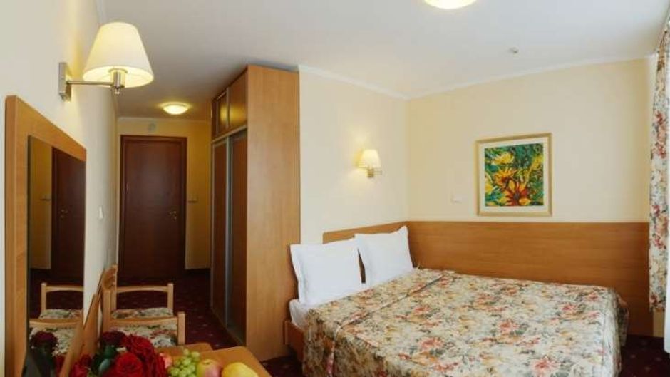 Nadiya Hotel Room