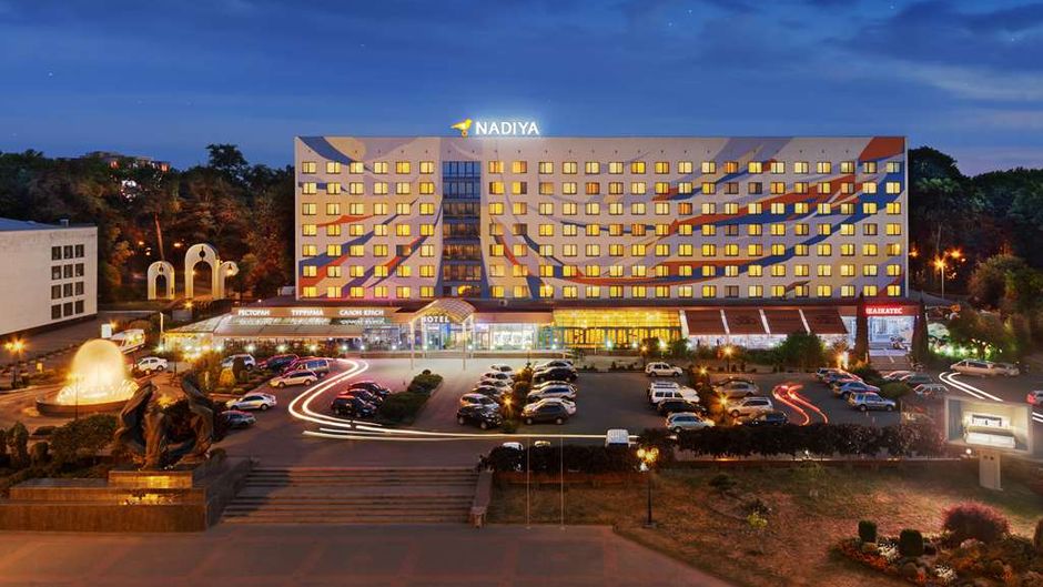 Nadiya Hotel Exterior