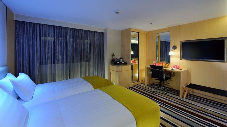 Metropark Hotel Mongkok Room