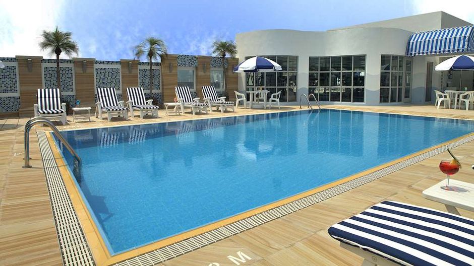 Metropark Hotel Kowloon Pool