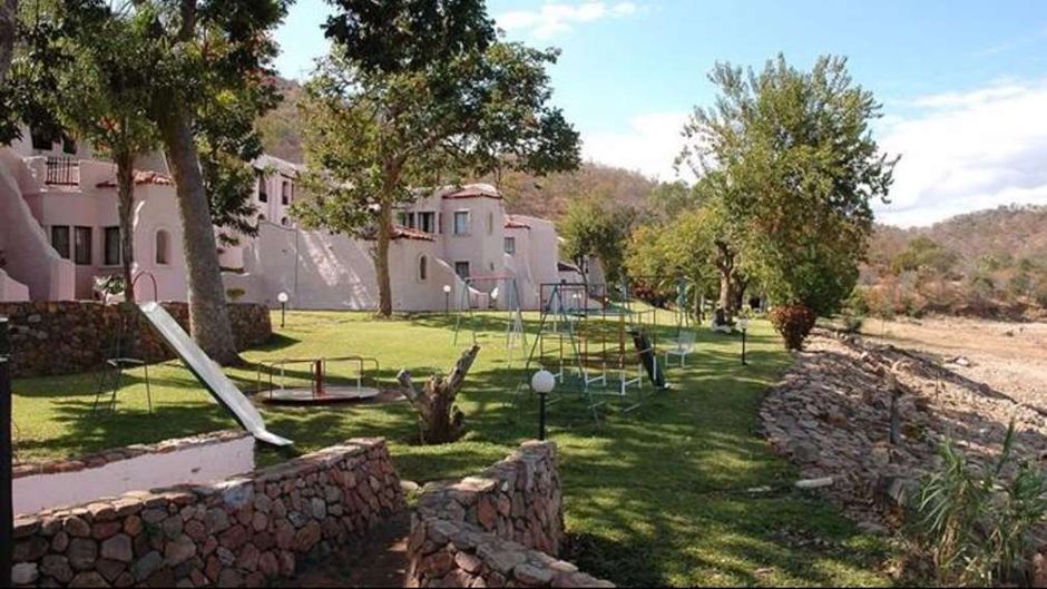 Caribbea Bay Exterior