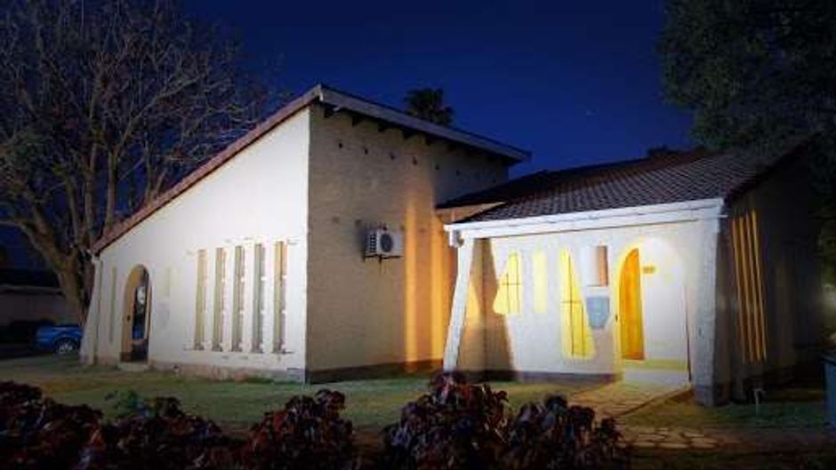 Kadoma Hotel & Conference Center Exterior
