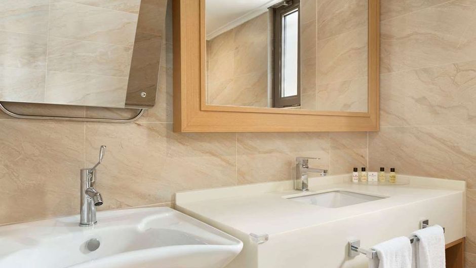 Ramada Bursa Cekirge Room