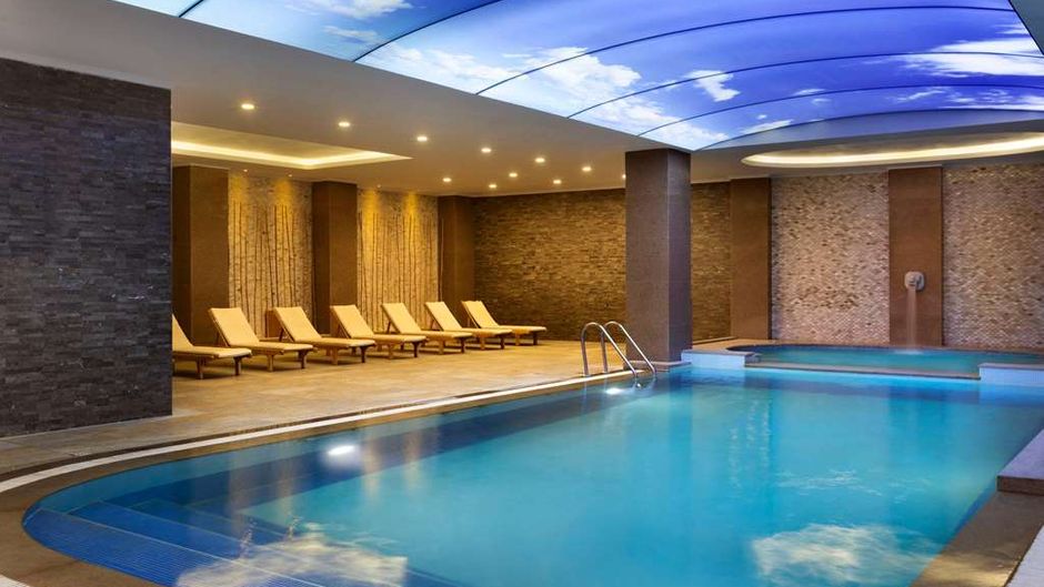 Ramada Bursa Cekirge Pool