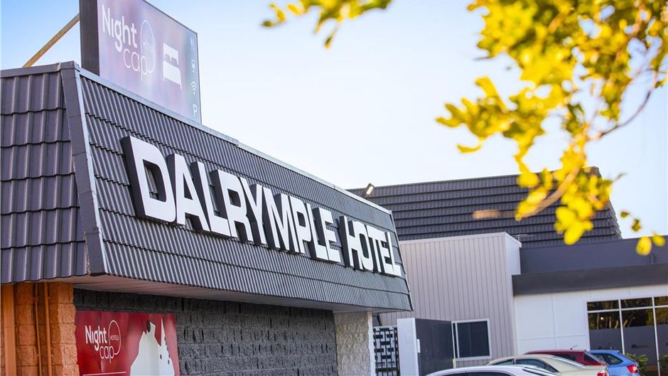 Dalrymple Motel Exterior