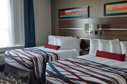 Encore Suites by Service Plus Inns