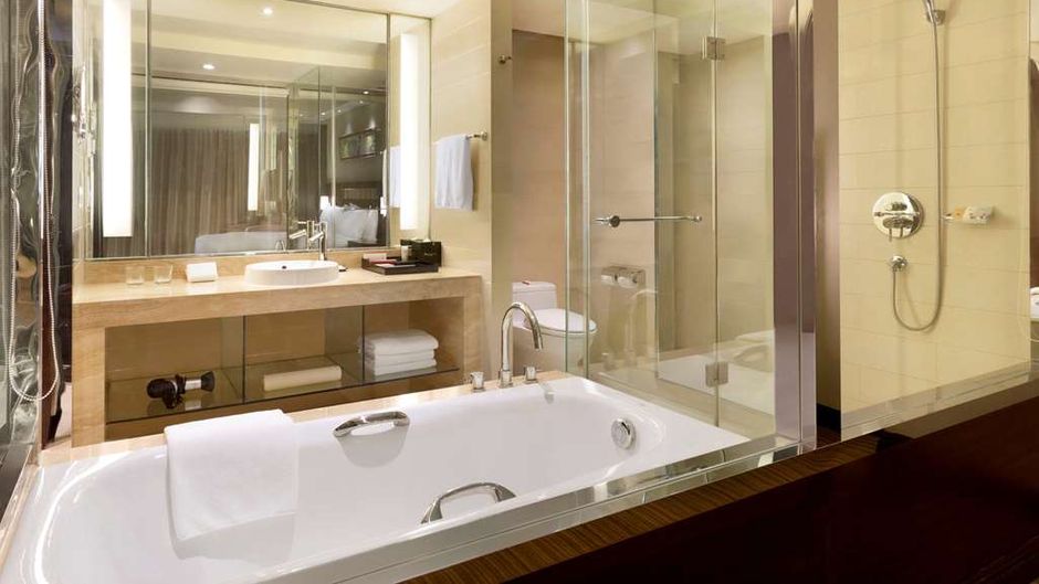 Ramada Plaza Hotel Lianyungang Room