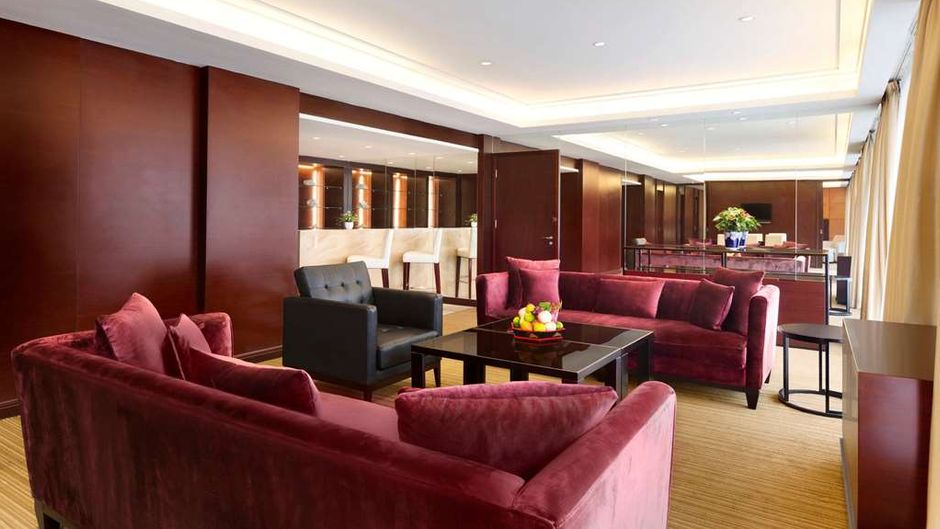 Ramada Plaza Hotel Lianyungang Suite