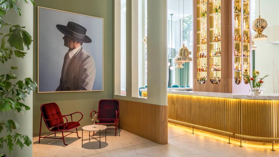 Barcelo Torre de Madrid Lobby