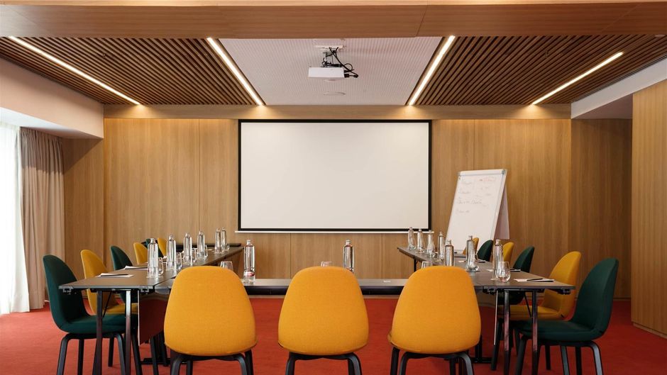 Barcelo Torre de Madrid Meeting