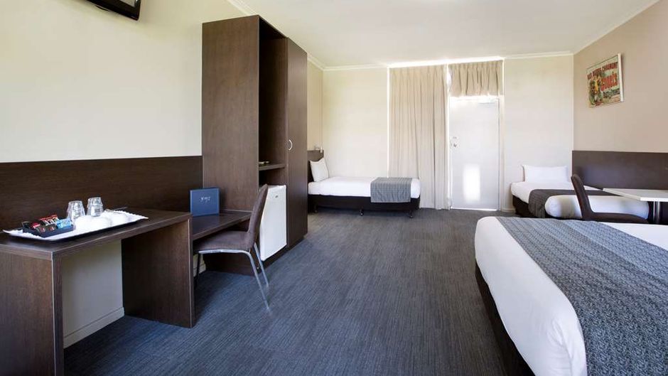 Links Hotel Room