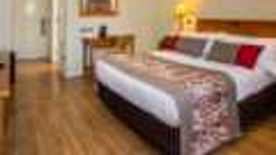 Hotel Park Plaza Bonaparte Room