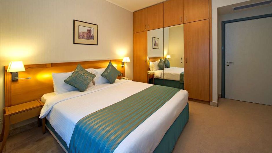 Al Bustan Centre & Residence Suite