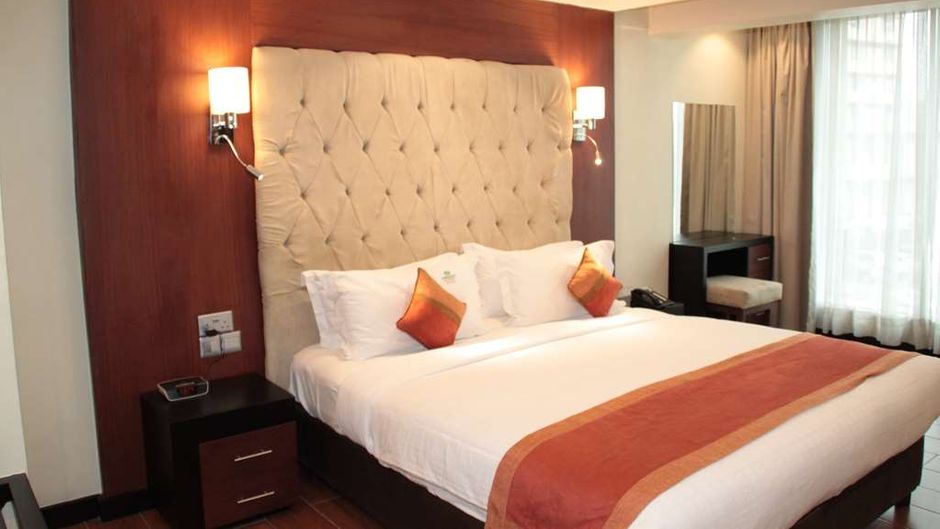 Best Western Plus Meridian Hotel Room