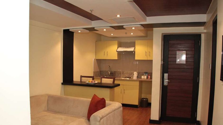 Best Western Plus Meridian Hotel Suite