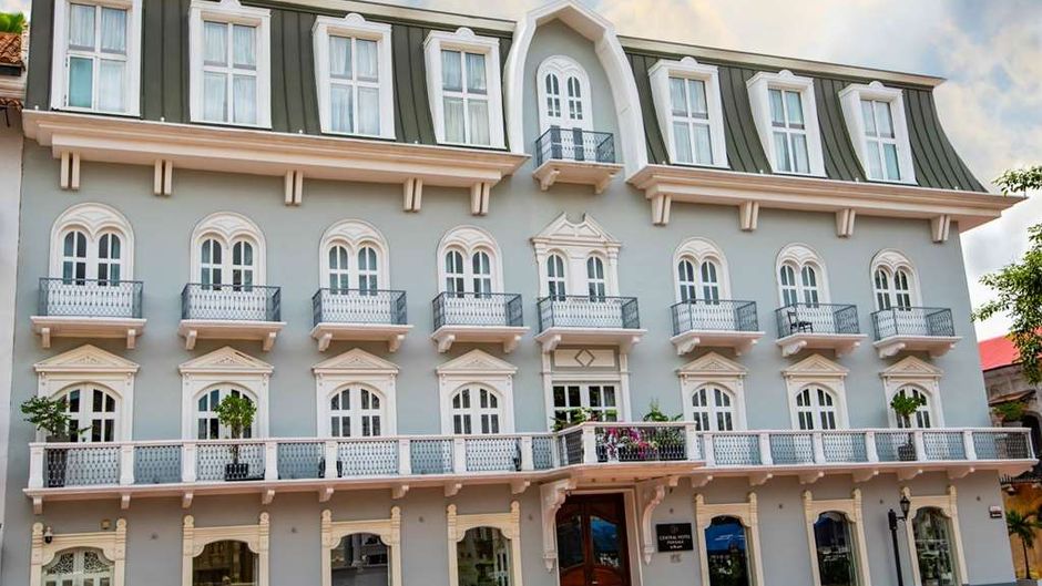 Central Hotel Panama Exterior