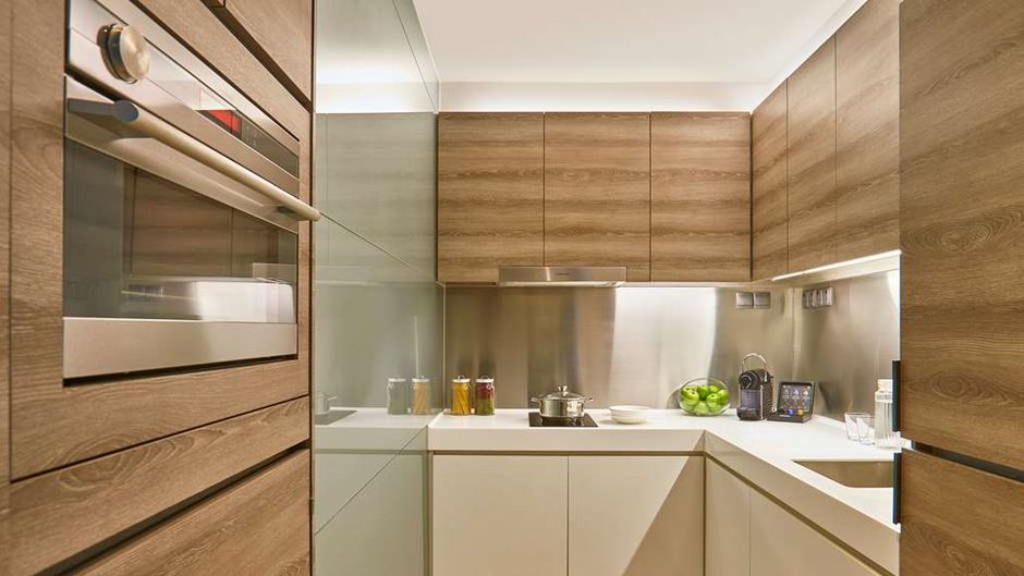 Pan Pacific Serviced Suites Beach Road Room