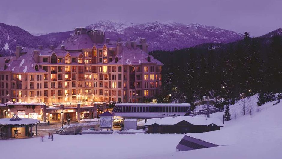 Pan Pacific Whistler Mountainside Exterior