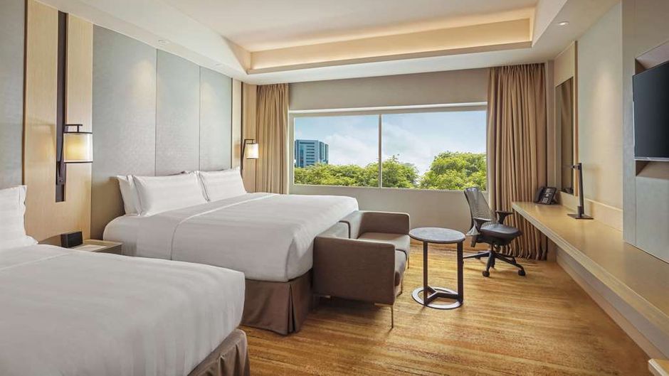 Parkroyal on Beach Road Room