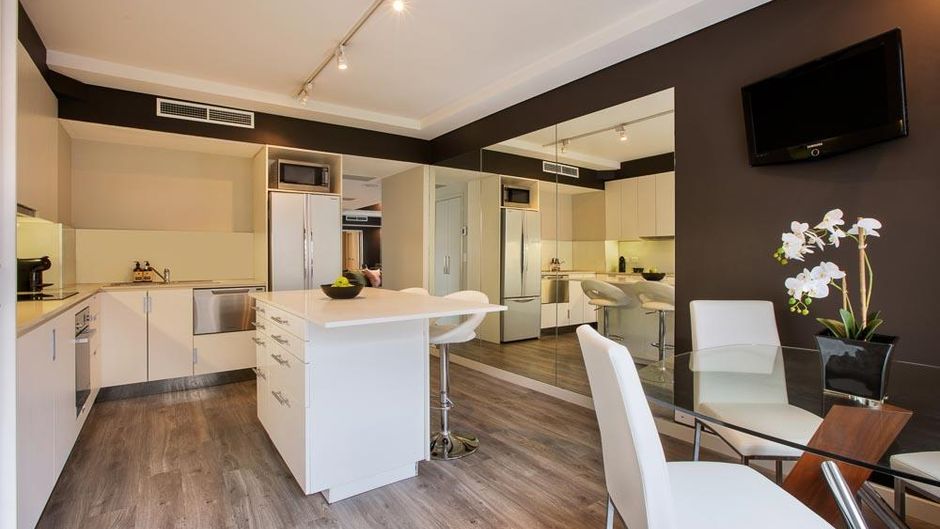 PARKROYAL Darling Harbour Suite