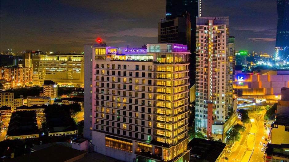 Mercure KL Shaw Parade Exterior