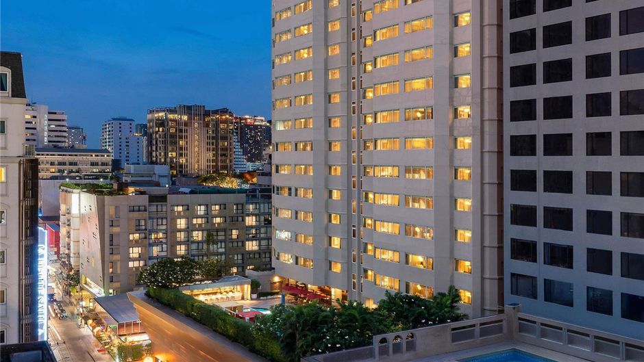 Mercure Bangkok Sukhumvit 11 Exterior