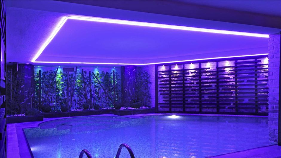 Mercure Istanbul Bomonti Pool