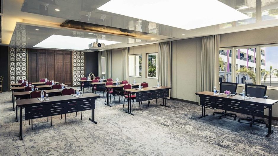 Mercure Yangon Kaba Aye Meeting